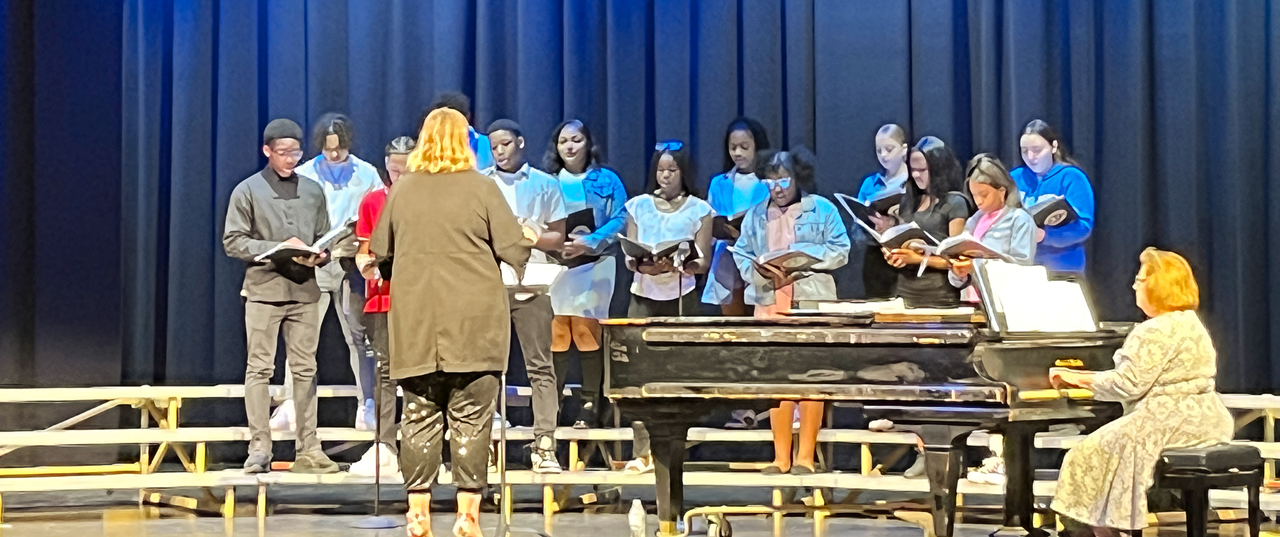 Farrell High School choir performs at the 2023 spring concert